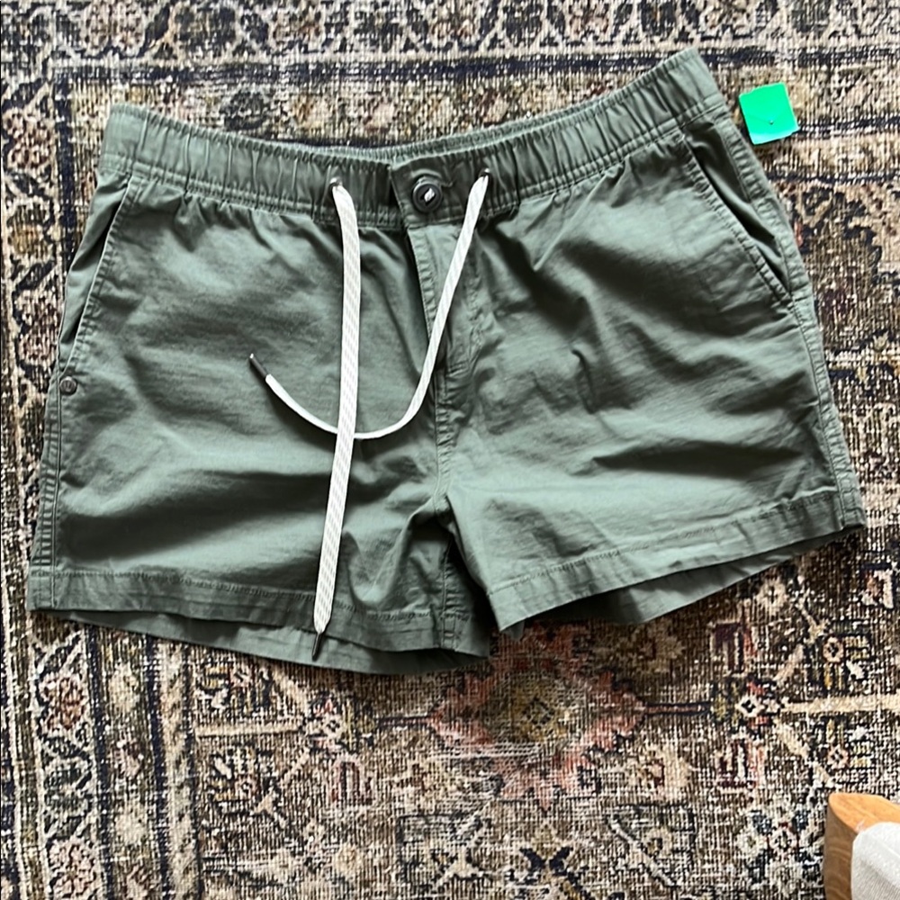Olive Green Women's Vuori Shorts